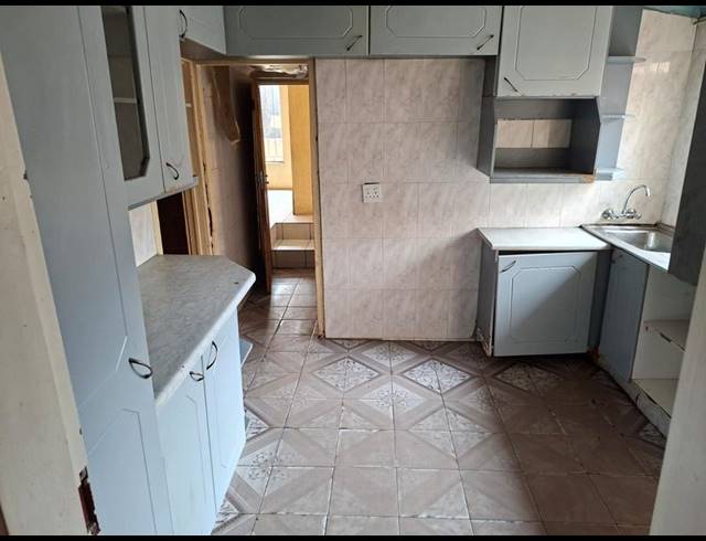 3 BEDROOM HOUSE FOR SALE IN ORLANDO WEST